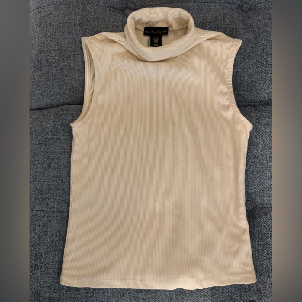 House of Harlow 1960 Women’s Sleeveless Cream Mock Neck Tank